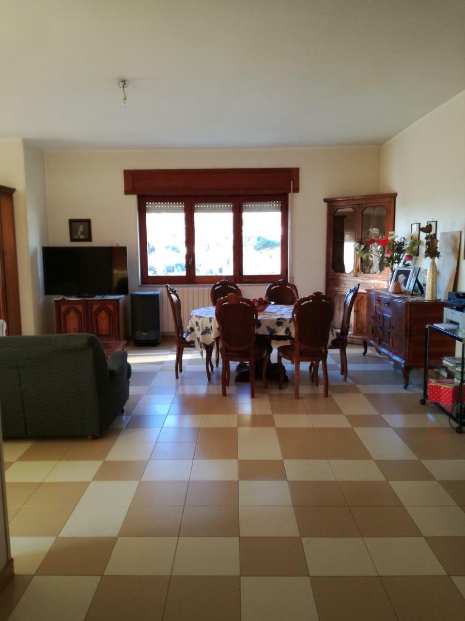 Appartamento In Villa Virginia Fino A 10 Ospiti Mondragone Buitenkant foto